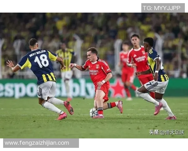 多特蒙德与本菲卡激情对决现场直播全程回顾与精彩瞬间分析